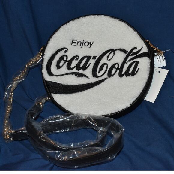 NEW Coca-Cola x Disney Small Round Shoulder Bag Crossbody Purse - Picture 1 of 4